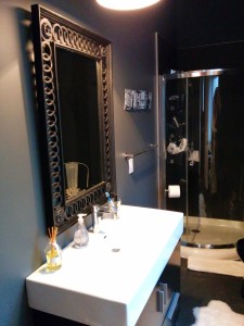 Bathroom Sink- Toronto Home Painting - House Painters, CAM Painters