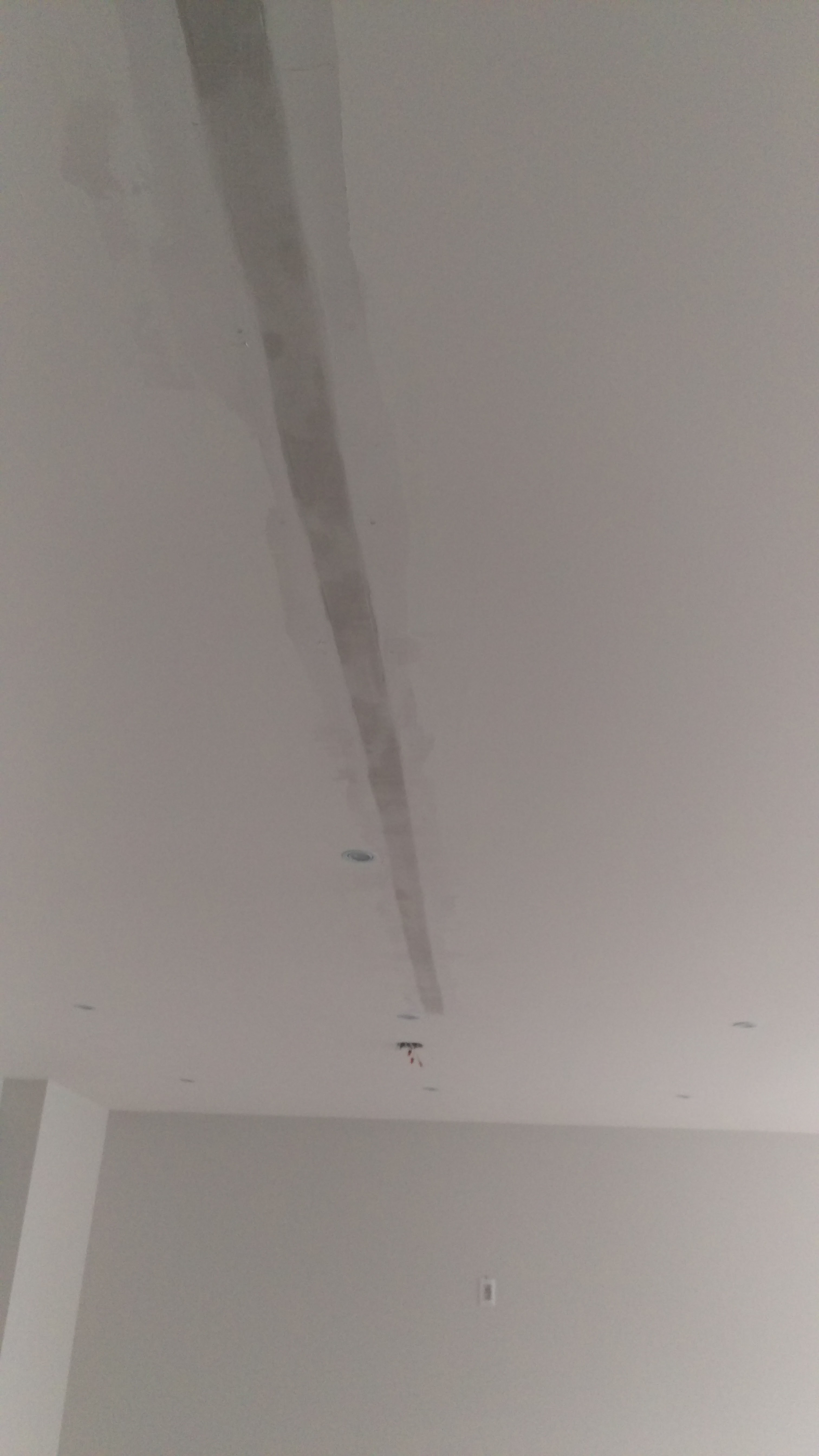 How Do I Repair A Cracked Seam In The Drywall Of My Toronto Home